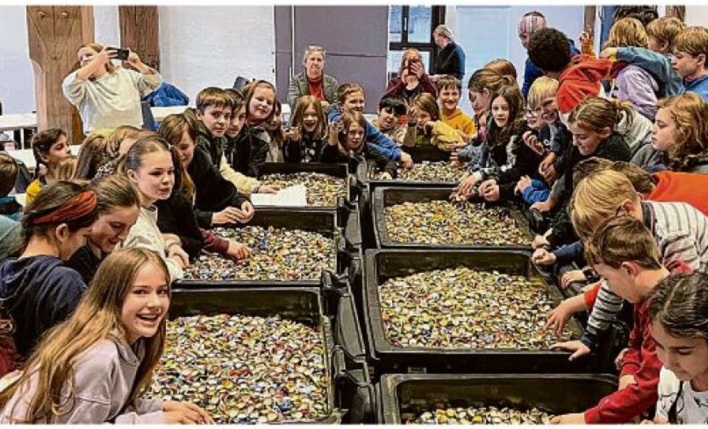 Fast 1 Millionen Kronkorken für unsere Arbeit