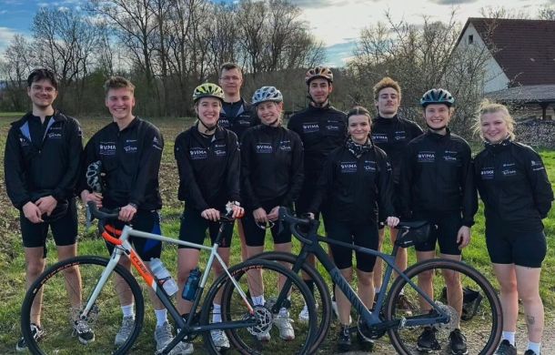 Teams der ESB Relay Cycling for Charity 2024